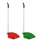 Făraș din plastic cu maner lung fix