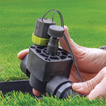 Vană cu servomotor cu semiolandez RN 154 PLUS, 24VAC, 1" MxF-1