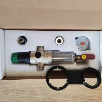 Filtru de sedimentare impurități cu reductor de presiune, manometru și racord olandez HYDRO-S-1